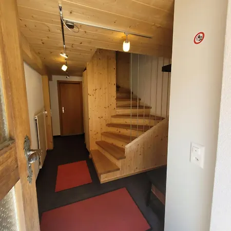 Apartment Ferienwohnung- Am Rhein Mastrils